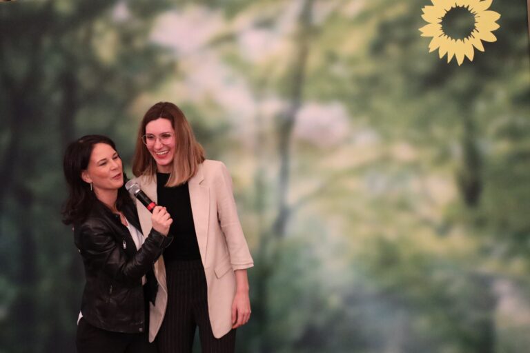 Wahlkampfendspurt mit Annalena Baerbock und Nina Wellenreuther im Mannheimer Eichbaumbrauhaus